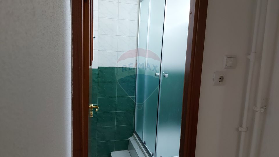 Închiriere apartament 3 camere – Bulevardul Unirii