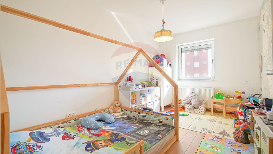 3 room Apartment for sale, Bartolomeu area