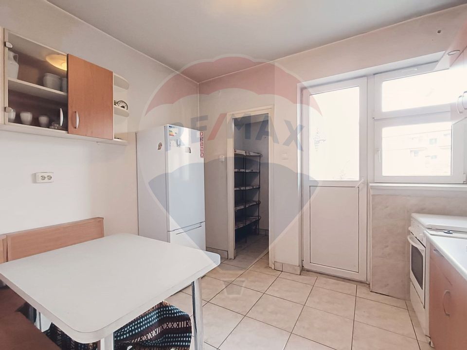 Apartament 3 camere 107 mp Plopilor