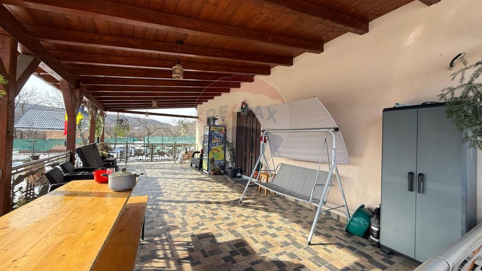 4 room House / Villa for sale