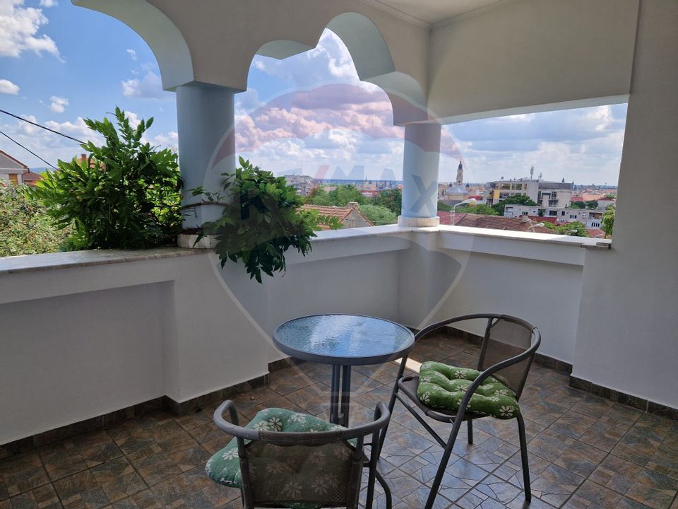 Apartament cu 3 camere de închiriat - Zona Dealuri Oradea