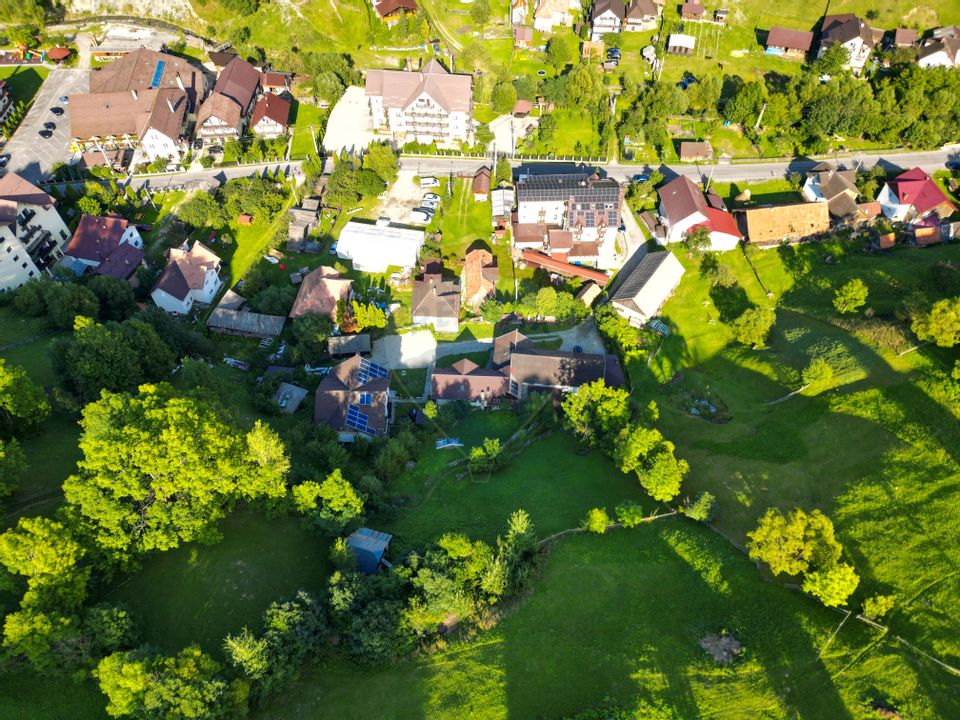 Land 3,000sqm Moieciu de Sus / Strada Principala