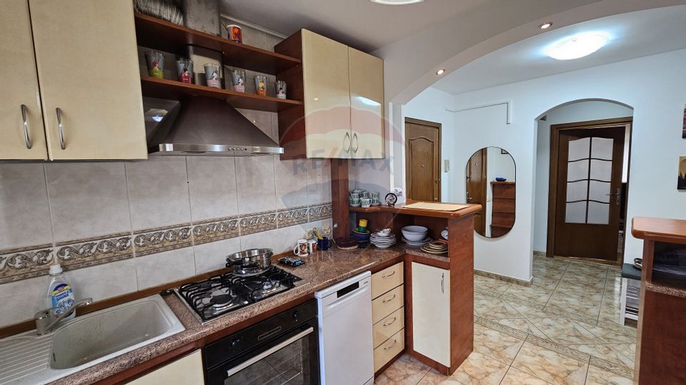 Apartament de lux  cu 3 camere de inchiriat în George Enescu, Suceava