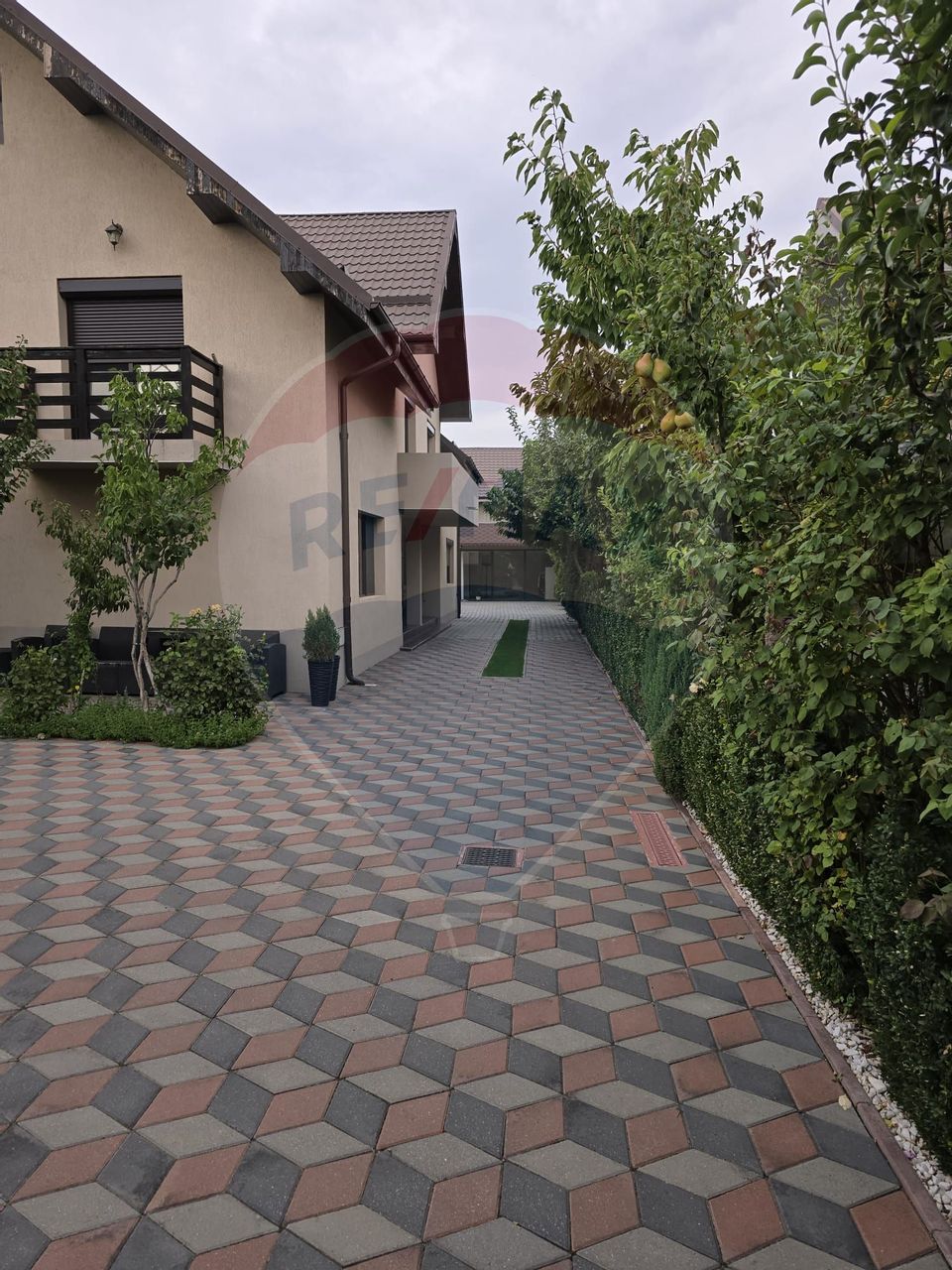 Duplex integral/separat in Slatina