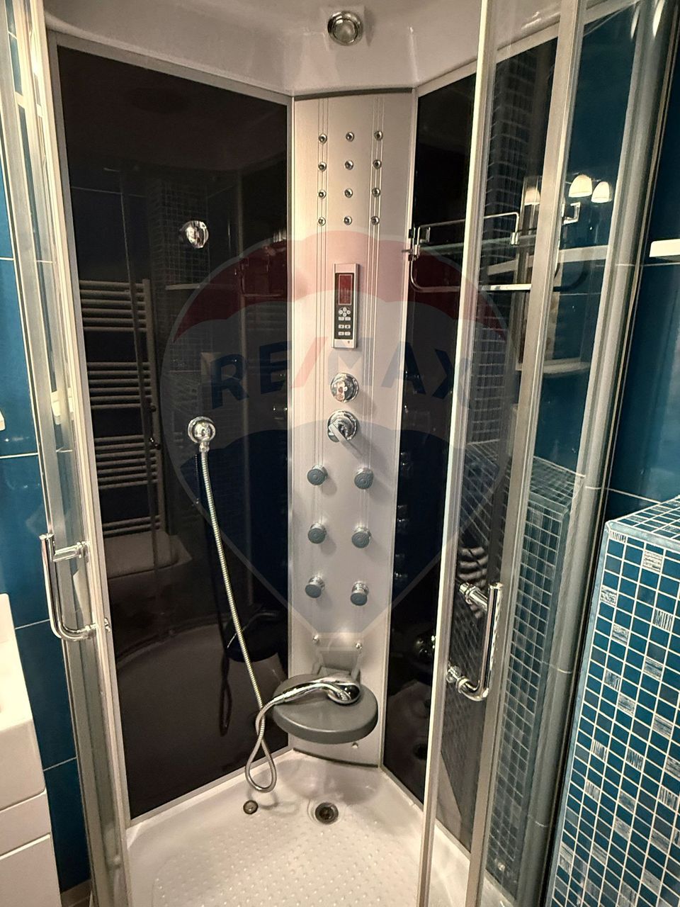 4 room Apartment for rent, Republicii area