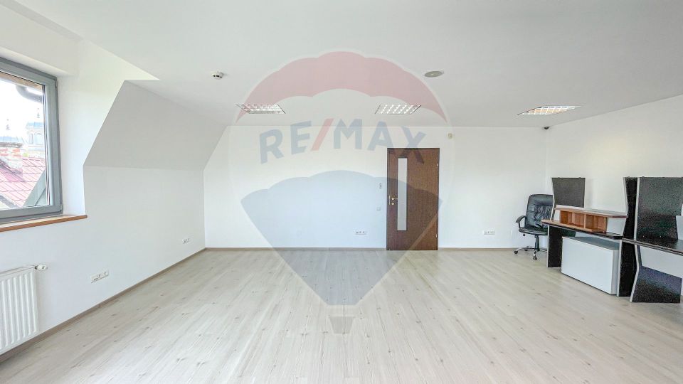 618sq.m Office Space for rent, Aurel Vlaicu area