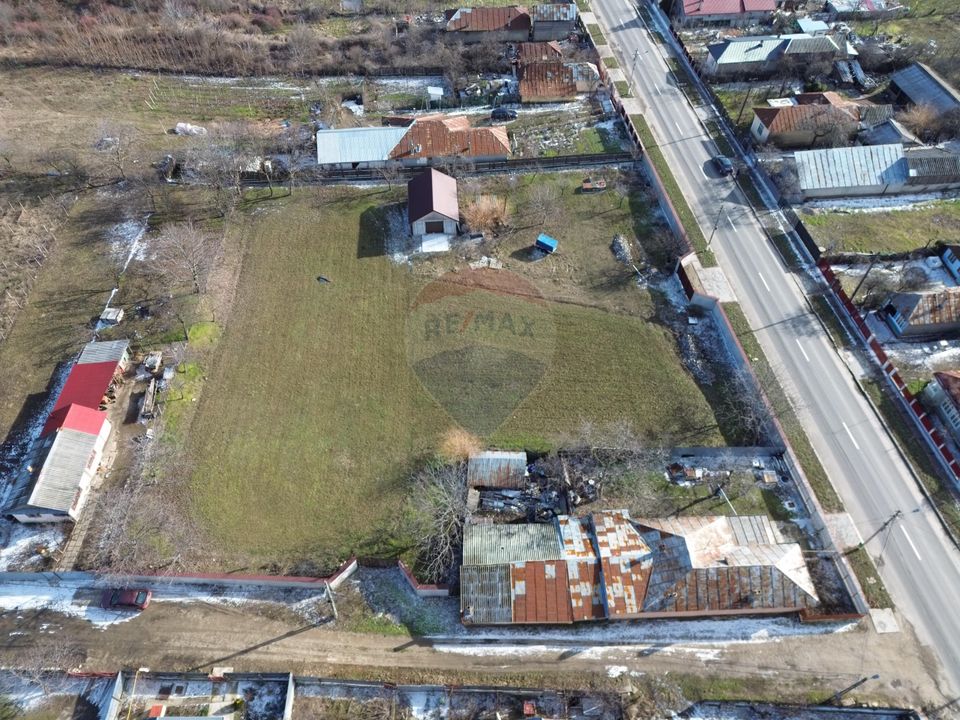 Land 3,700sqm Satu Nou (Panciu) / Strada Grivita