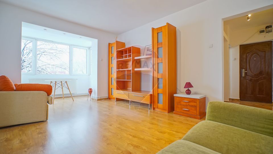 Apartament cu 2 camere, Centrul Civic, Brasov