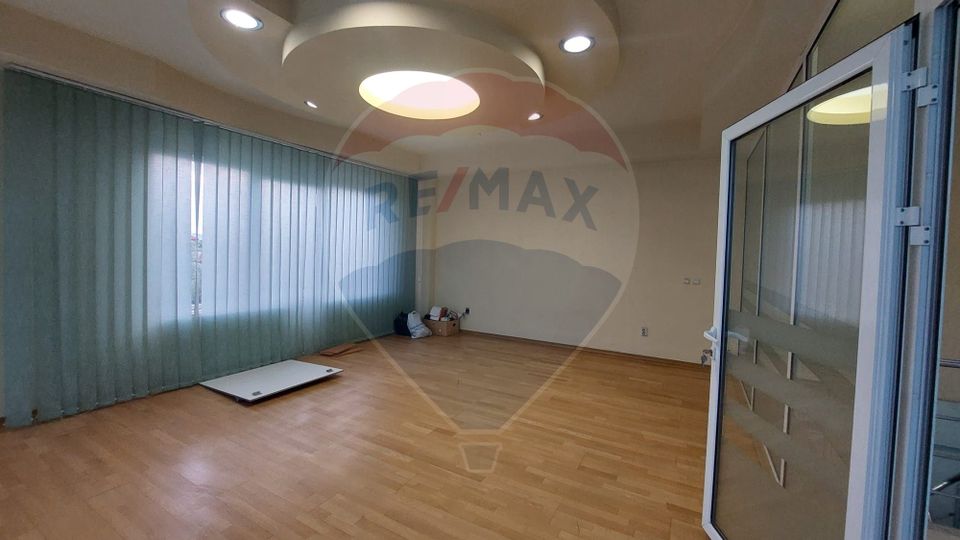 880sq.m Industrial Space for sale