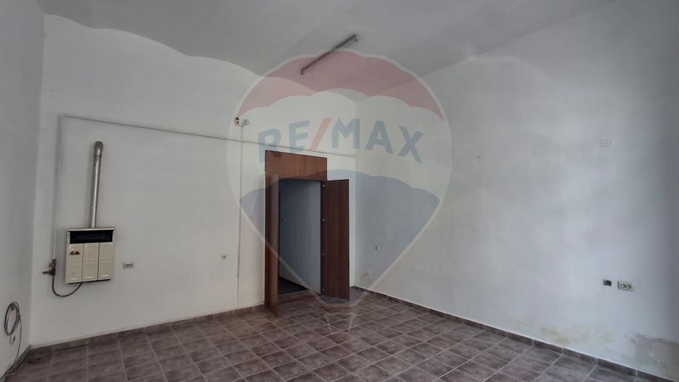 Spațiu comercial de închiriat central pentru afaceri mici, Mărășești 7