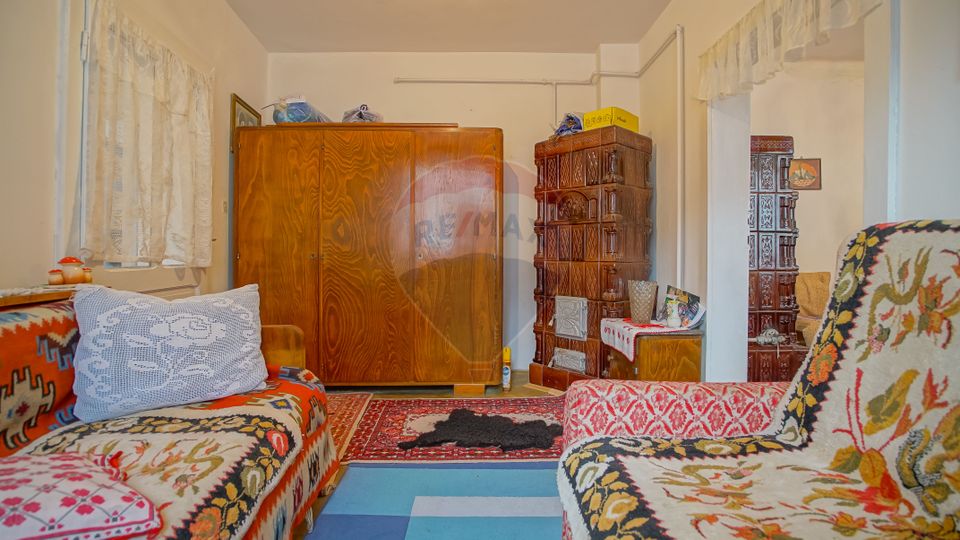 REZERVATA! Casă cu 3 camere, terasă, pod mansardabil, Centrul Istoric