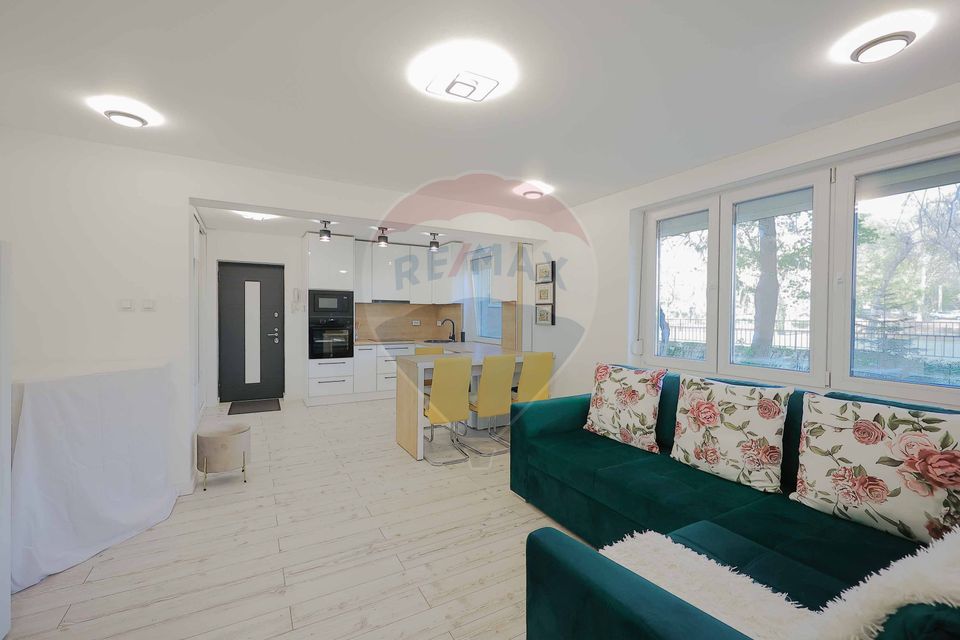 2 room Apartment for sale, Centru Civic area