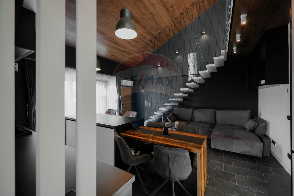 Penthouse tip Loft, 3 camere, pe două niveluri, cu terase de 108 mp