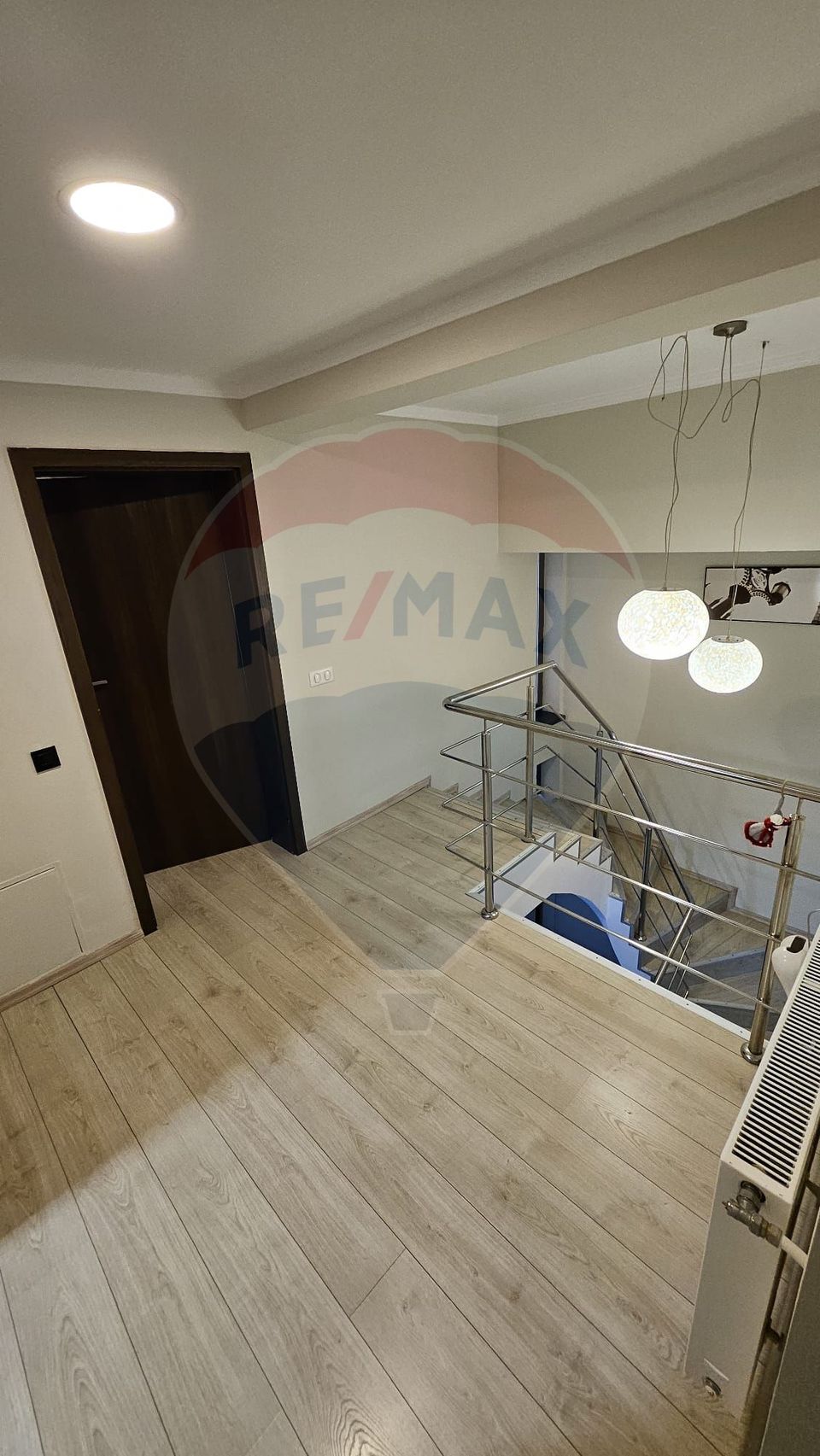 Casă / Vilă Smart de inchiriat