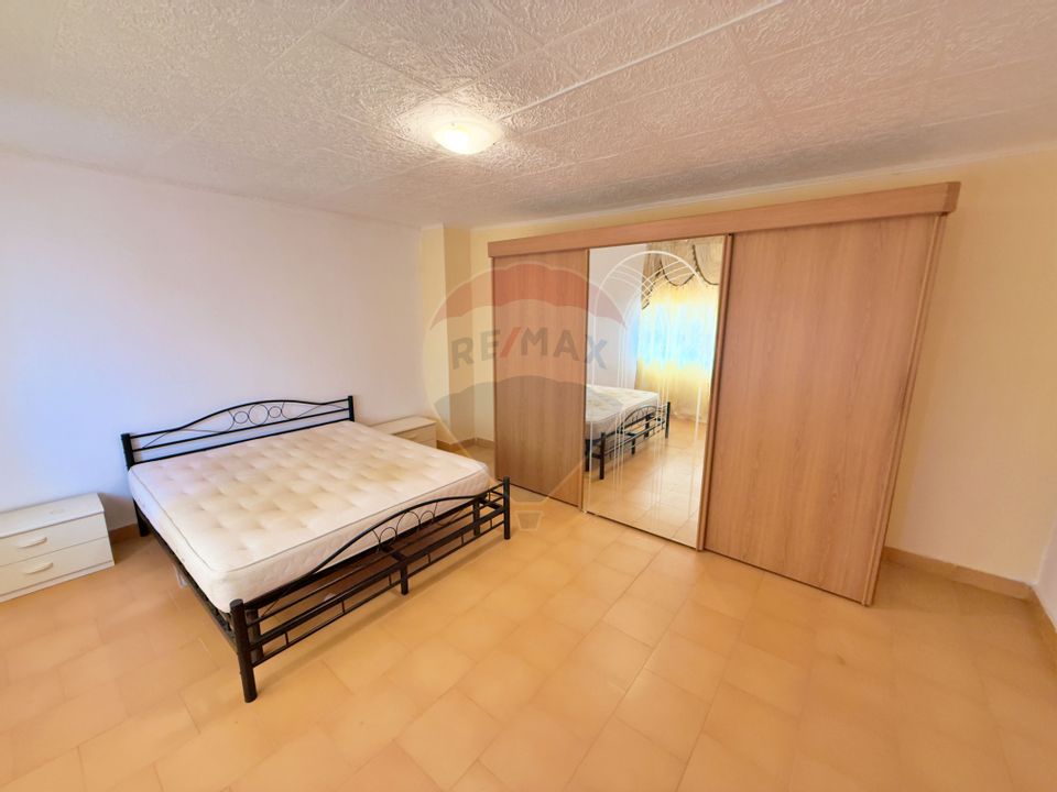 Clădire cu destinații multiple de vânzare în Arad