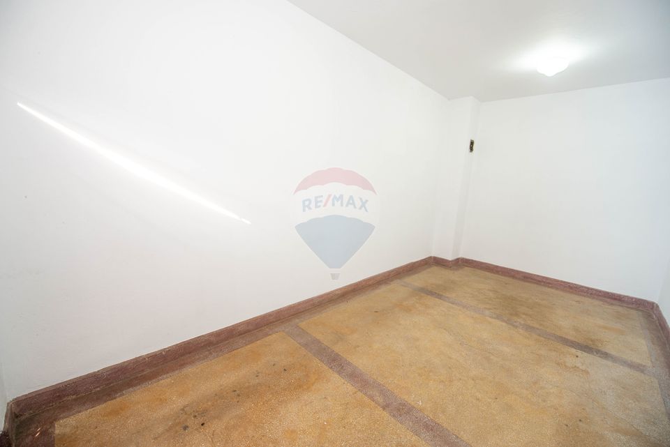 Casa individuala cu 7 camere, de vanzare 250 mp utili,  Buzau