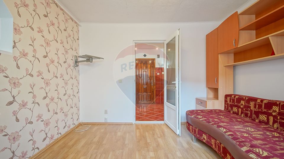 Apartament 2 camere renovat, central, Zona ISR, Râșnov