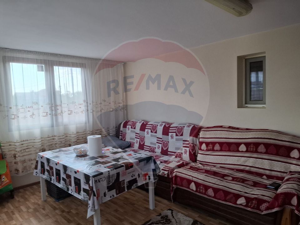 Casă / Vilă cu 6 camere de vânzare în zona Calea Severinului