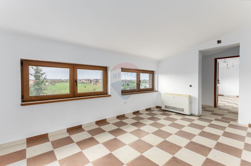 30 room House / Villa for rent