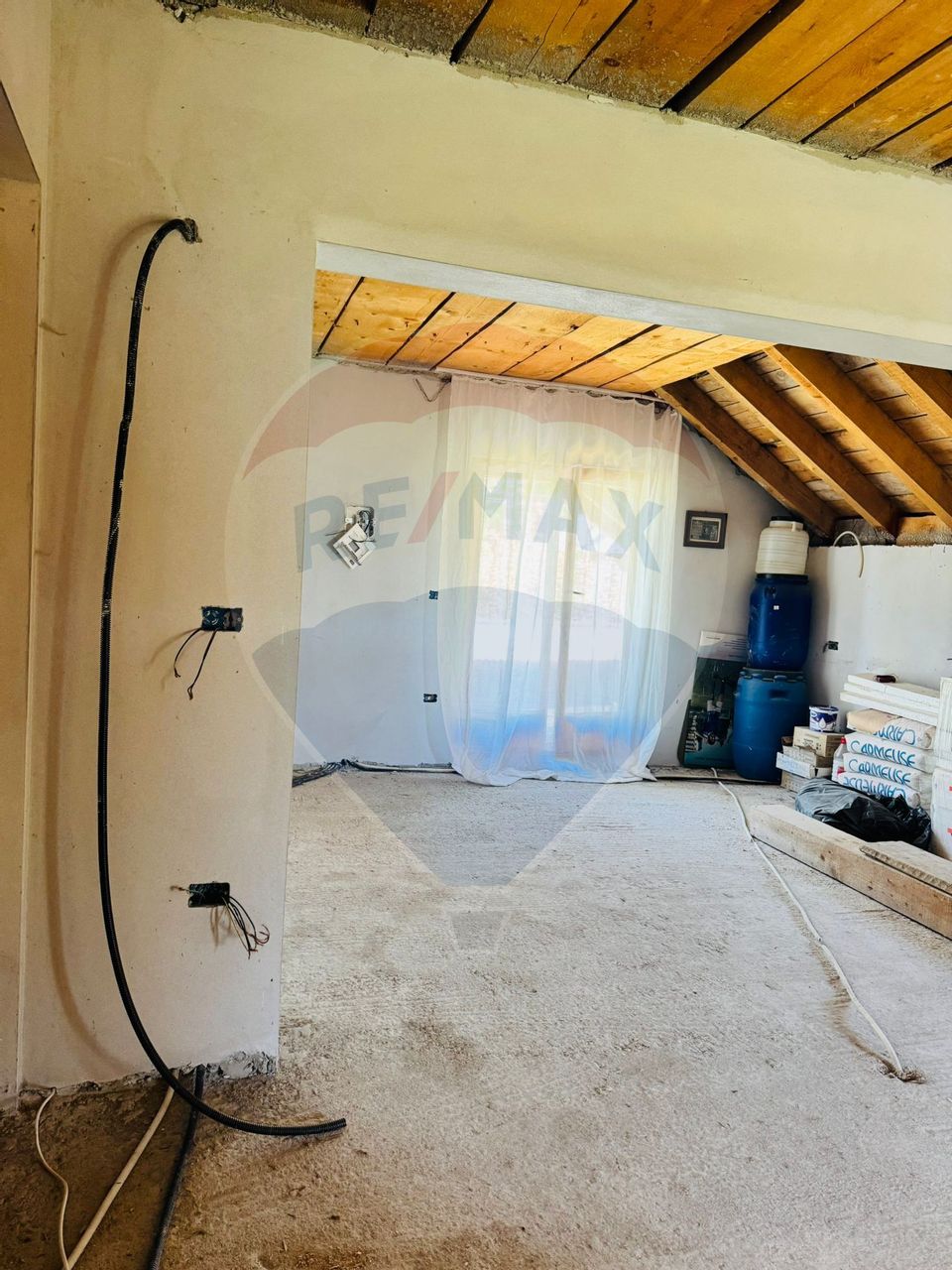 Casă / Vilă cu 5 camere de vânzare