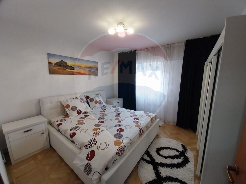 Apartament cu 3 camere  Promenada- Calea Severinului-Toporasi