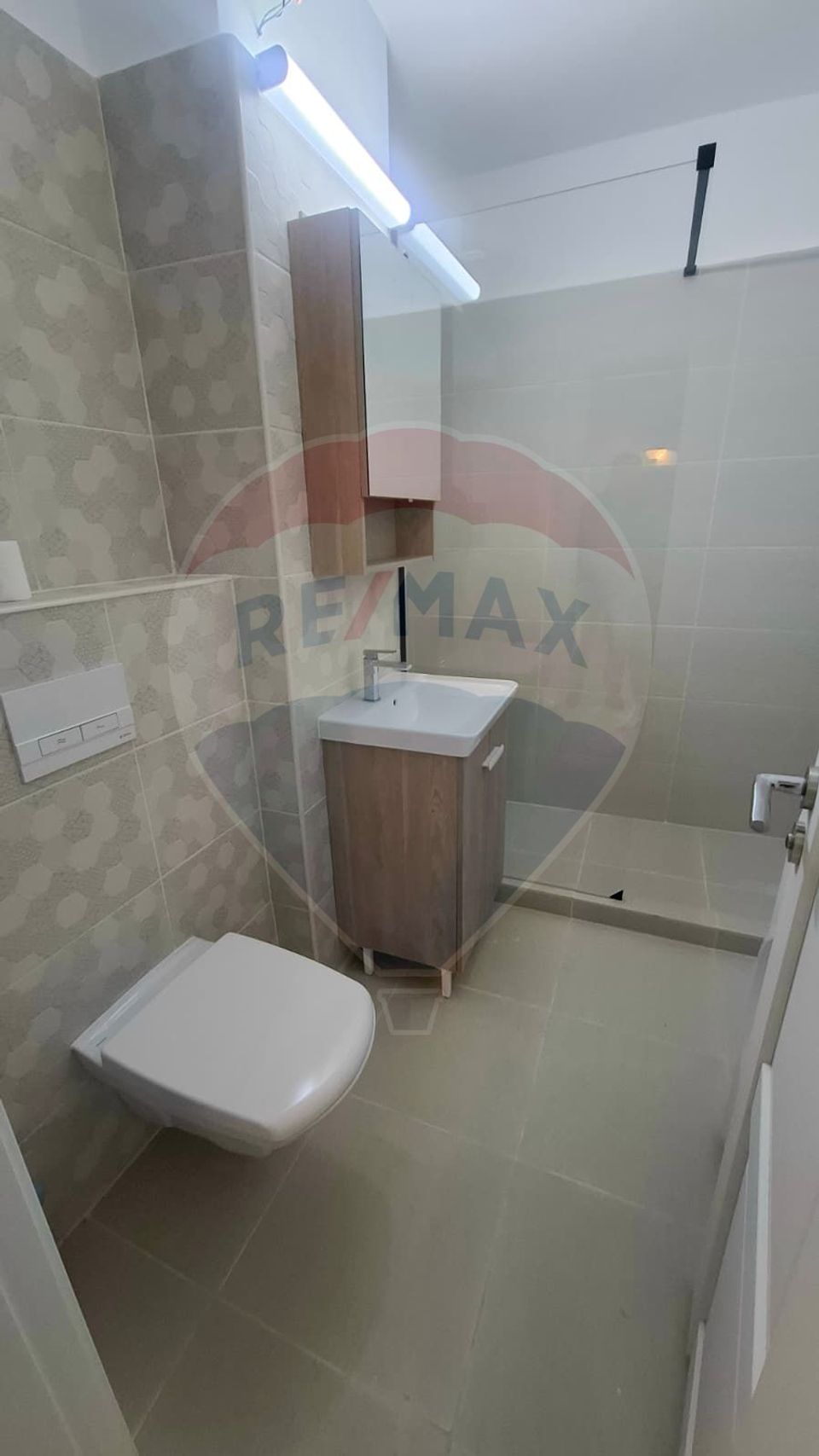 3 room Apartment for rent, Tudor area