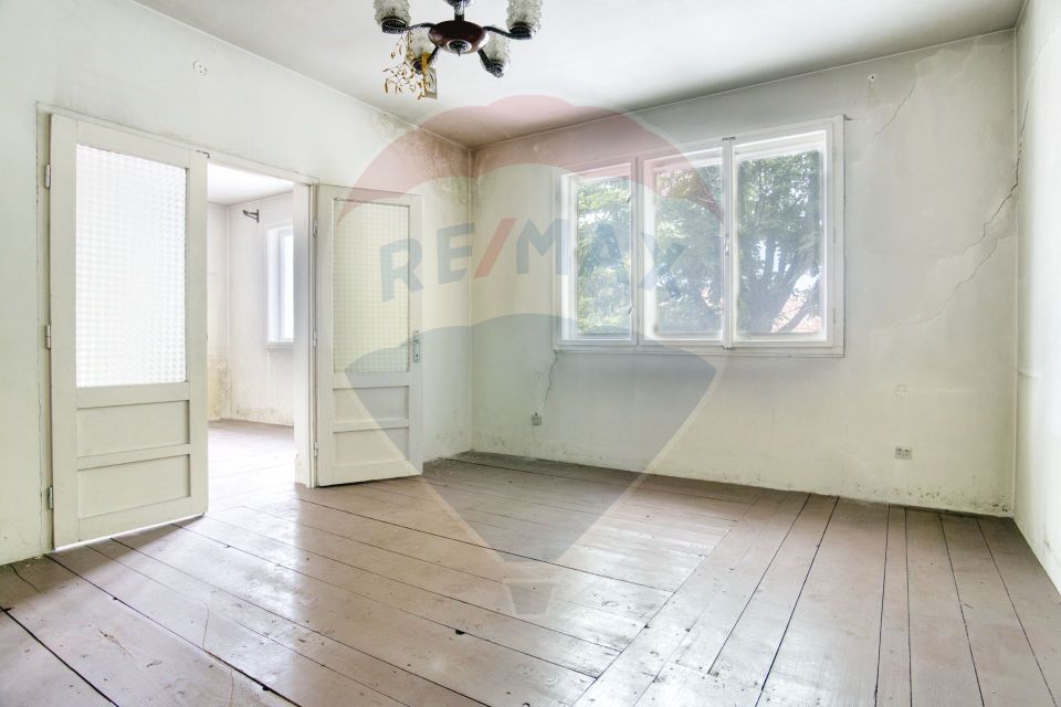 7 room House / Villa for sale, Aurel Vlaicu area