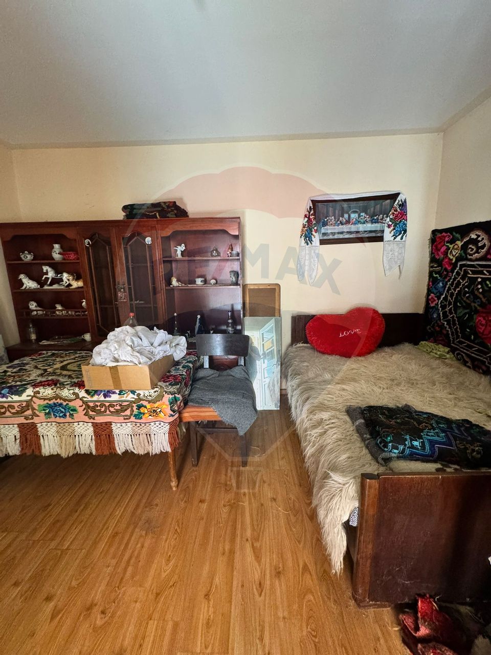 Casă / Vilă cu 4 camere de vânzare