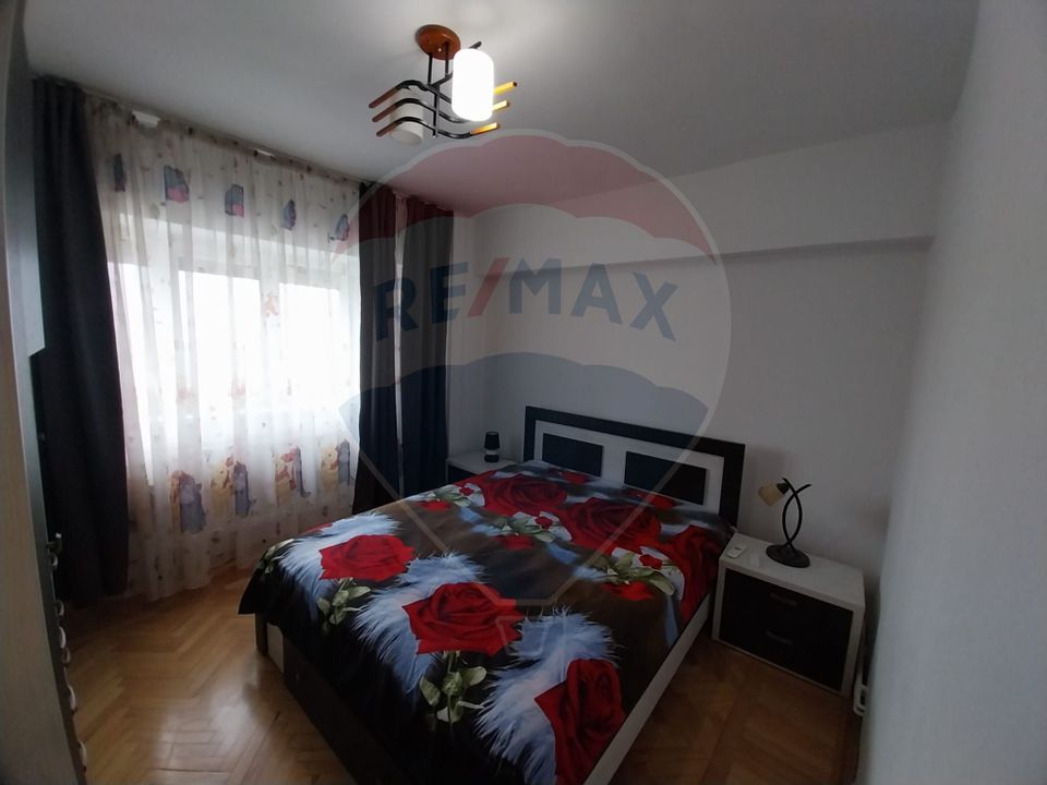 Apartament cu 3 camere  Promenada- Calea Severinului-Toporasi