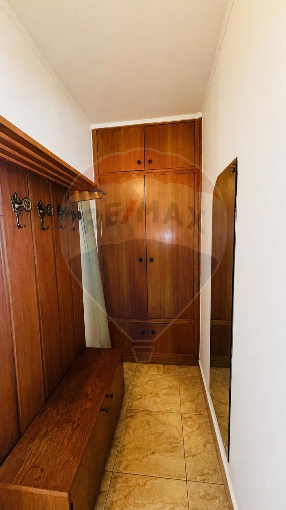 Apartament cu 2 camere de închiriat- Bulevardul Mamaia