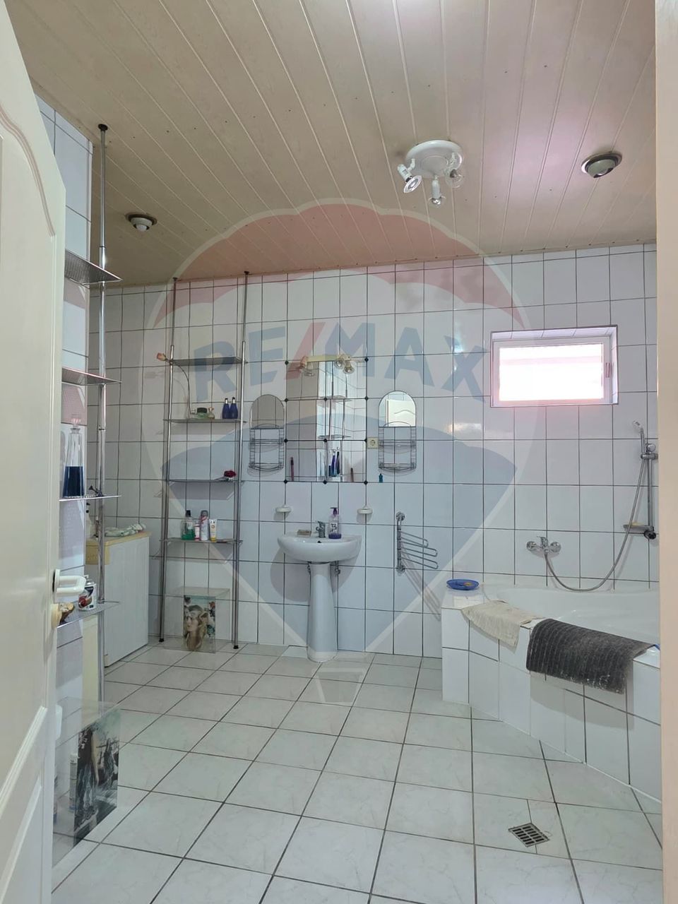 4 room House / Villa for sale, Ultracentral area