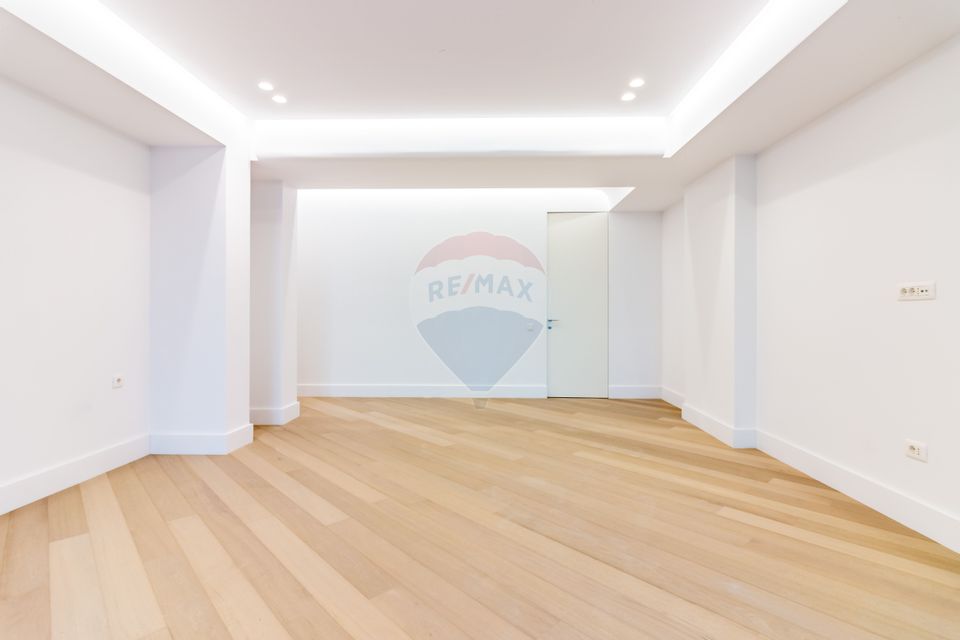 3 room apartment for sale – Cortina 126, Bd. Erou Iancu Nicolae