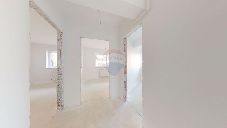 3 room Apartment for sale, Tractorul area