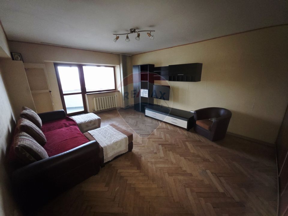 Apartament cu 2 camere de vânzare în zona 1 Mai