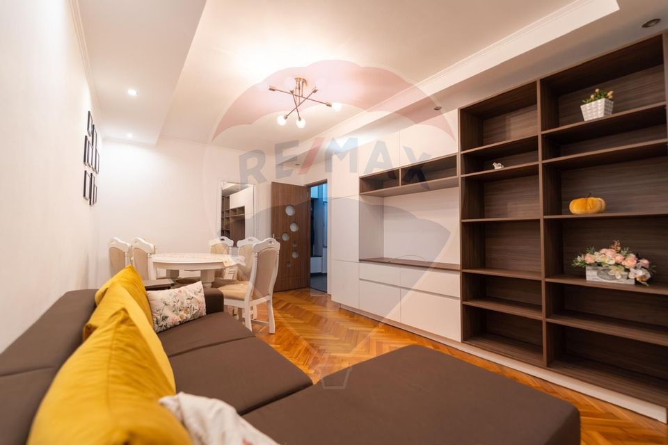 3 room Apartment for sale, Decebal area