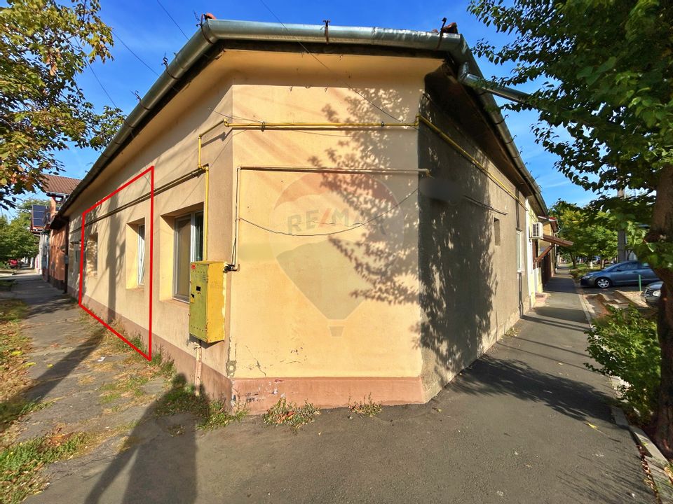 Apartament la casă de vânzare în Pârneava/Arad