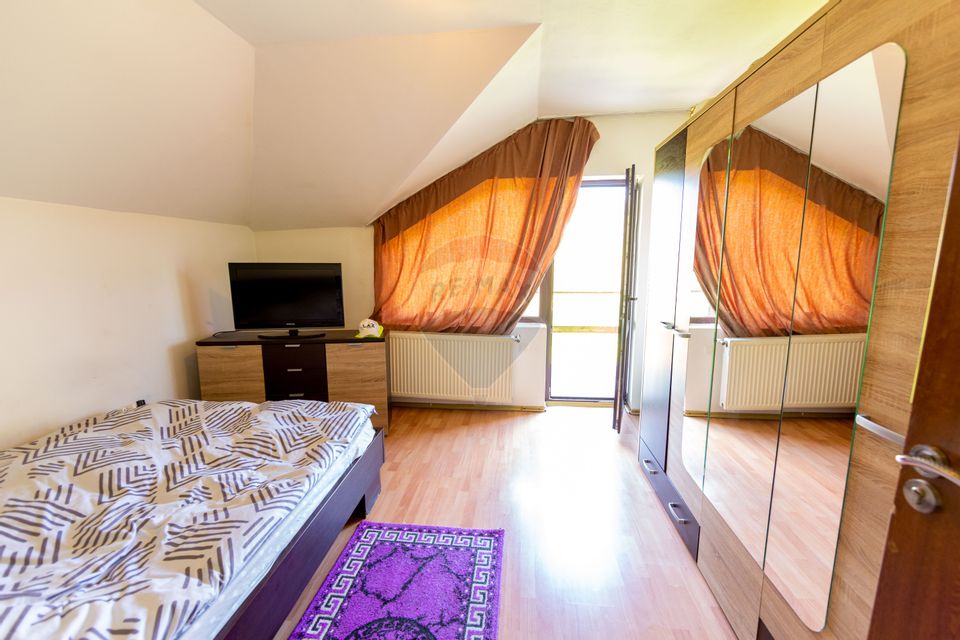 Casă individuala cu priveliste, 5 dormitoare, teren generos Baciu