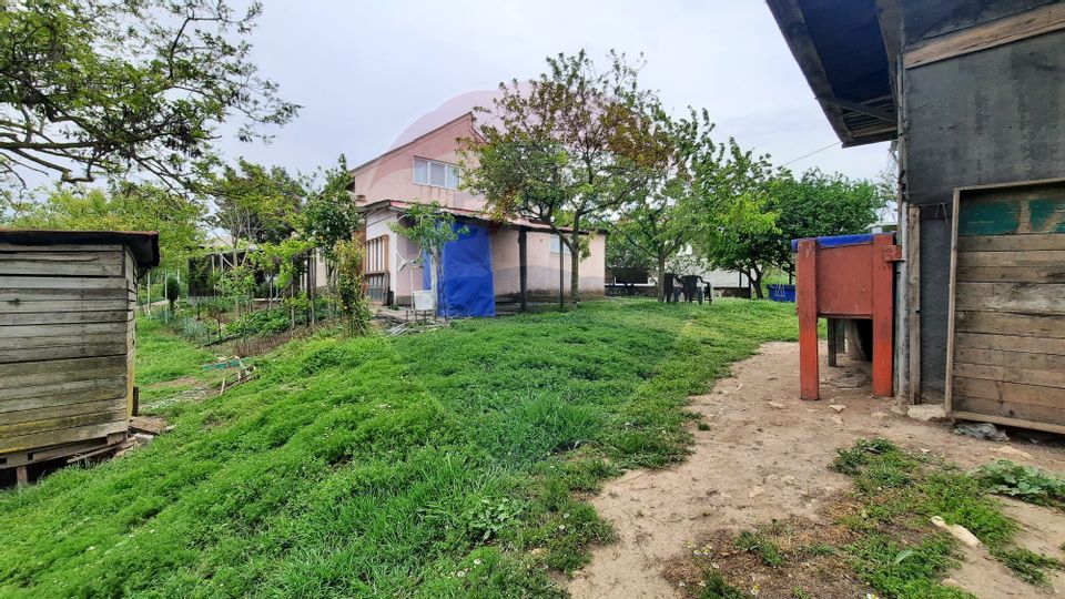 4 room House / Villa for sale