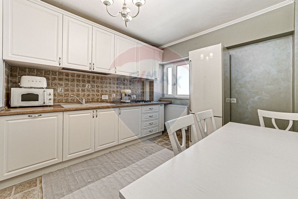 Apartament cu 4 camere premium de vanzare în zona Aurel Vlaicu, Arad