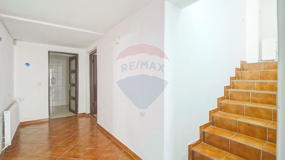9 room House / Villa for rent, Centrul Civic area