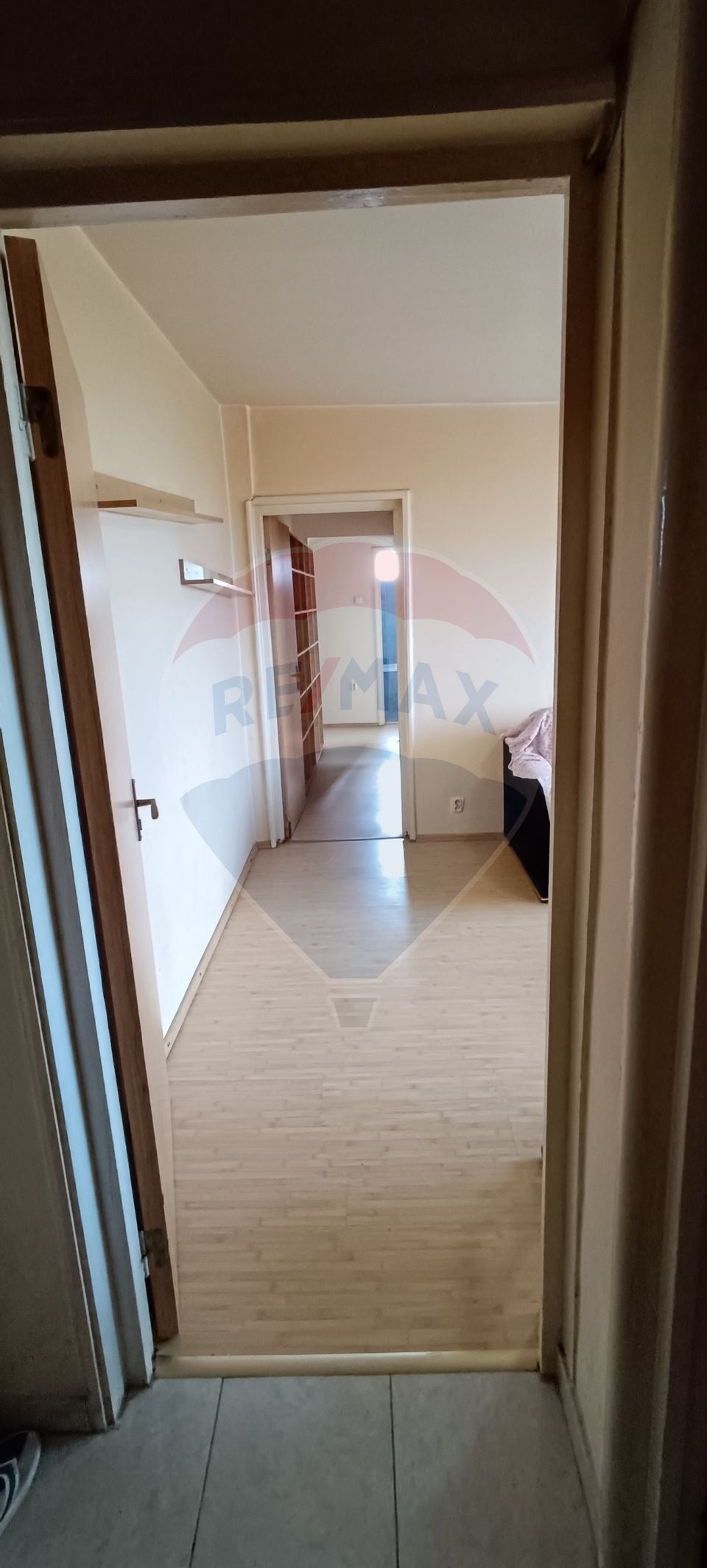 4 room Apartment for sale, Drumul Taberei area