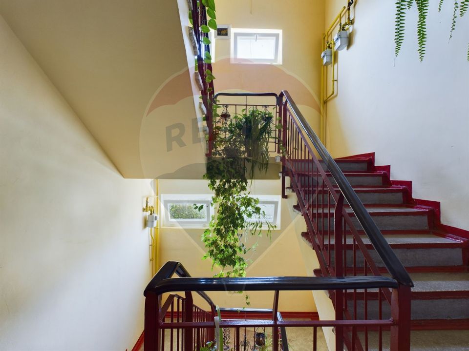 Apartament 3 camere, Calea Bucureşti