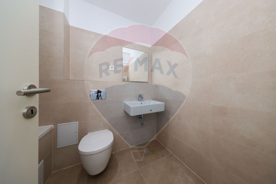 3 room Apartment for sale, Tractorul area