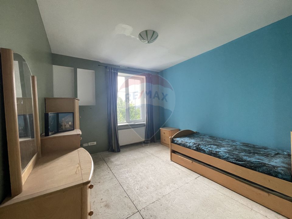 Spacious American-style house