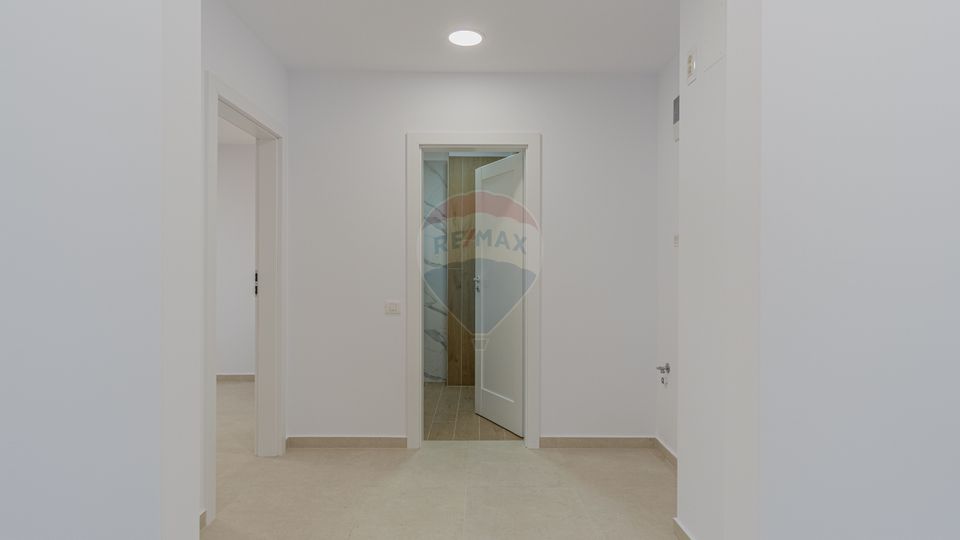 Clinica medicala-9 cabinete- URBAN PLAZA - bloc 15 parter!