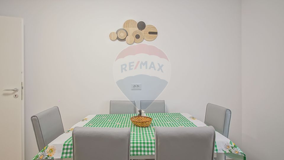 2 room Apartment for rent, Tractorul area