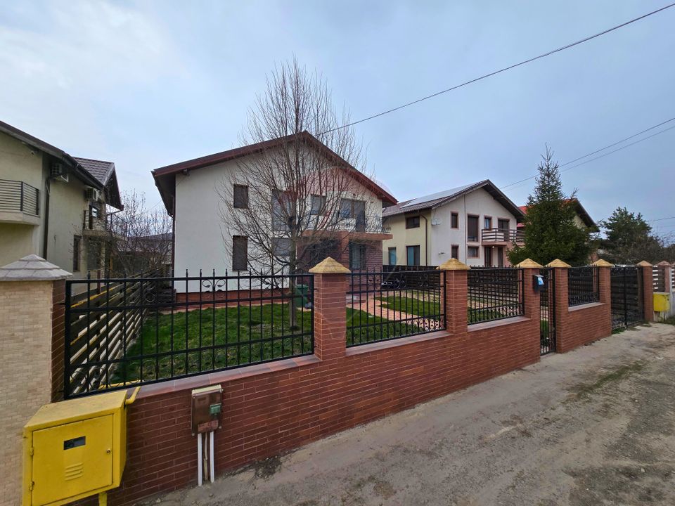 DE VANZARE VILA Comuna Berceni