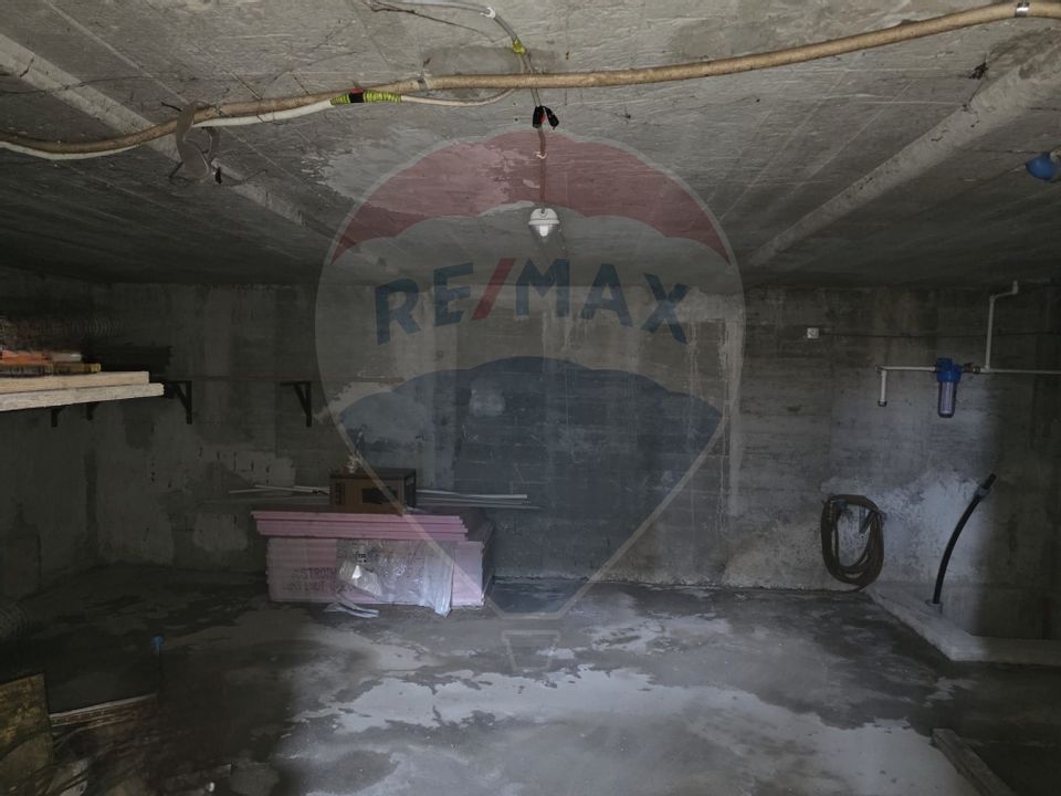 De vanzare casa solida cu teren generos si acces facil Lespezi Bacau