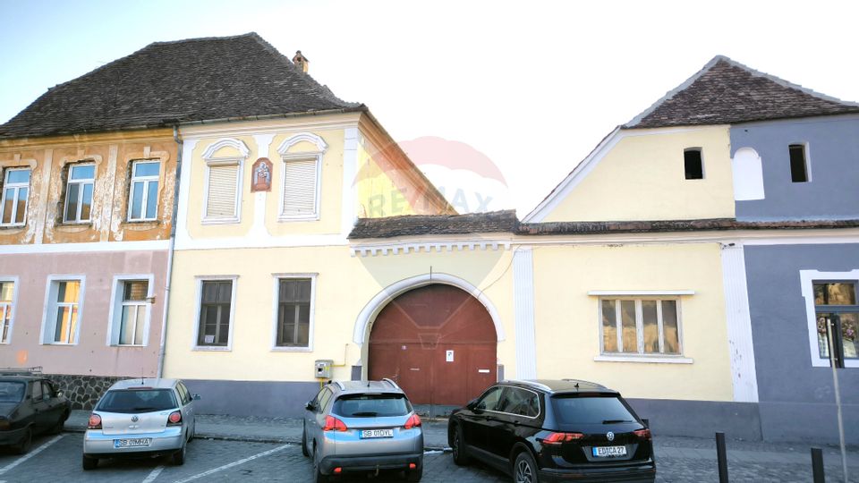 7 room House / Villa for sale, Central area