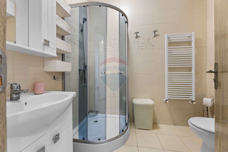 Apartament modern şi spațios cu 3 camere de închiriat - zona Uta